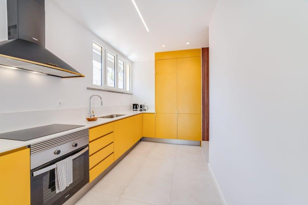 Cozy Coastal Getaway 3Br Apartment In Estoril Ngoại thất bức ảnh