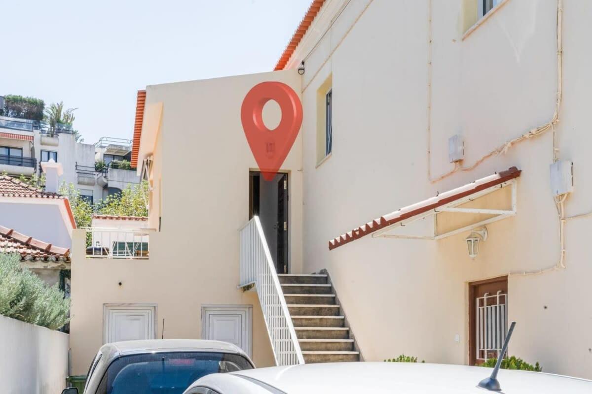Cozy Coastal Getaway 3Br Apartment In Estoril Ngoại thất bức ảnh