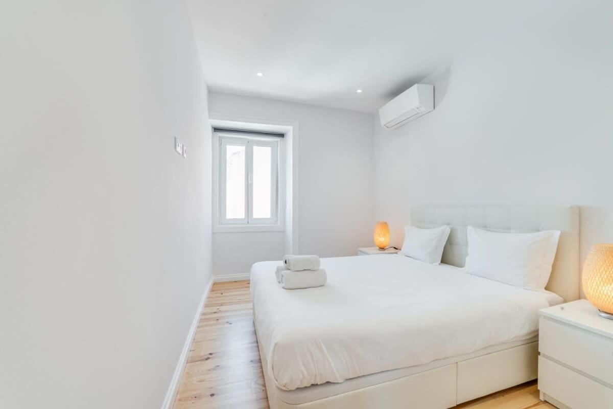 Cozy Coastal Getaway 3Br Apartment In Estoril Ngoại thất bức ảnh